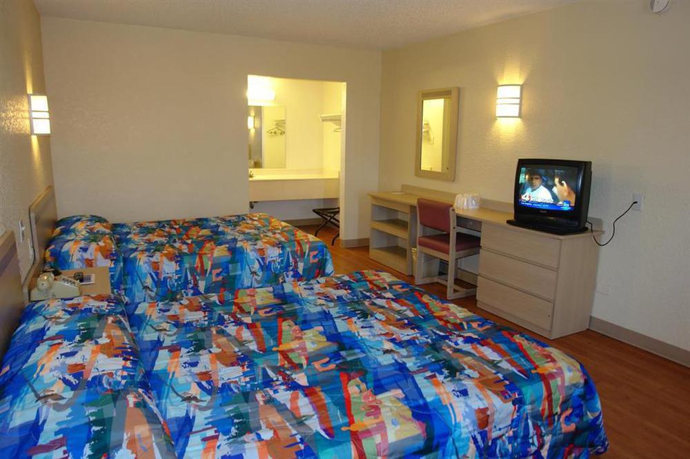Motel 6 Austin, Tx - Central Downtown Ut Værelse billede