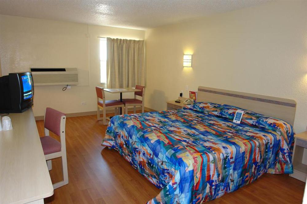 Motel 6 Austin, Tx - Central Downtown Ut Værelse billede